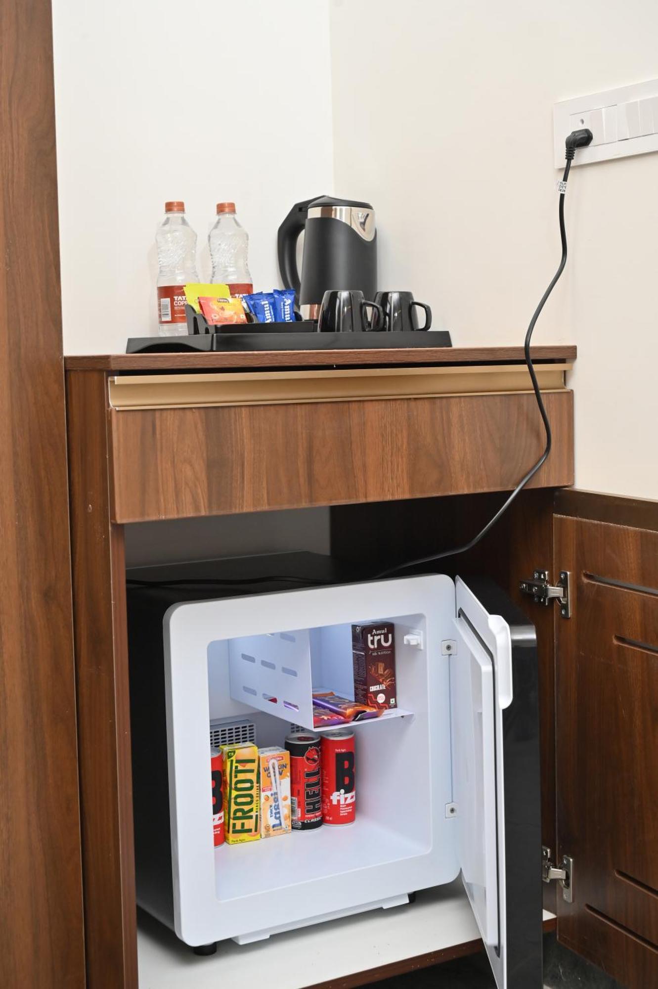 Hotel Shri Devi Comforts Inn Bhatkal Екстериор снимка