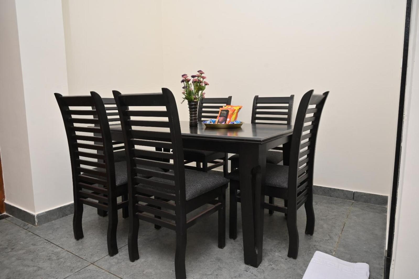 Hotel Shri Devi Comforts Inn Bhatkal Екстериор снимка